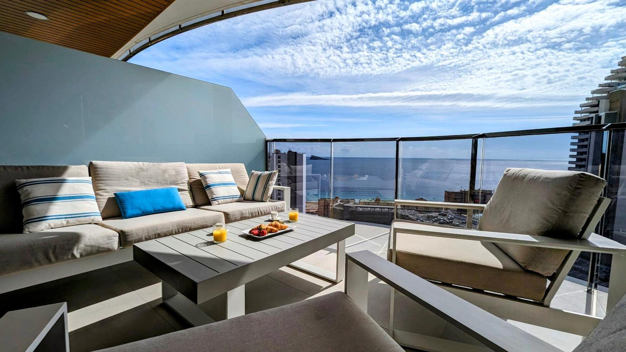 Sunset Waves Luxury Apartment Бенидорм Экстерьер фото