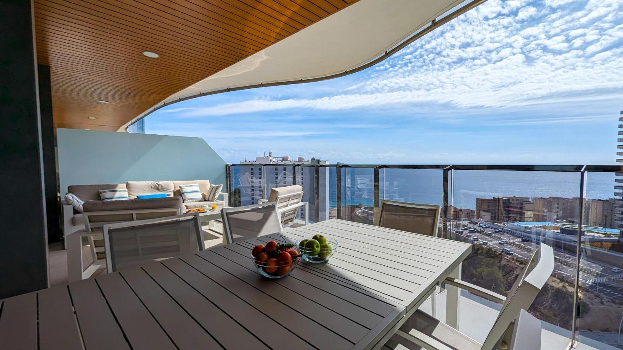 Sunset Waves Luxury Apartment Бенидорм Экстерьер фото
