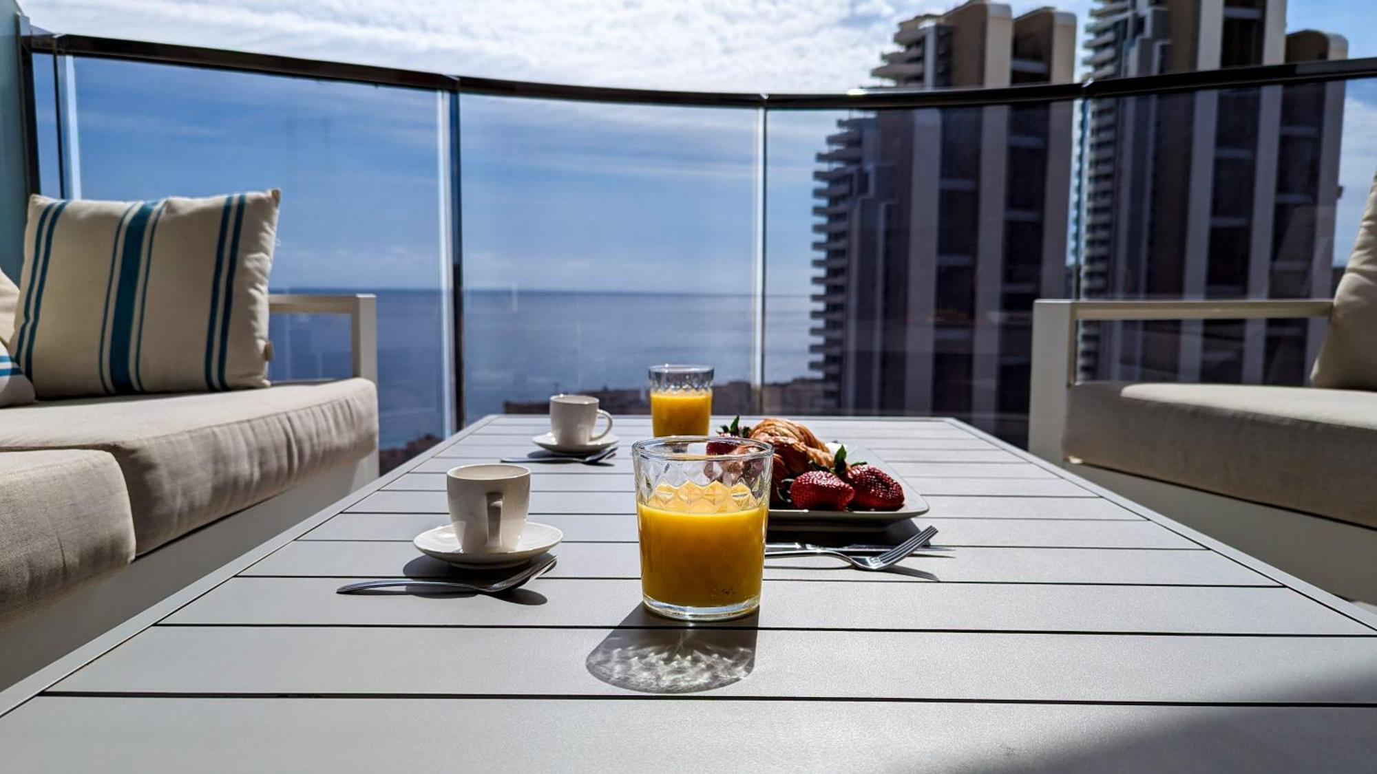 Sunset Waves Luxury Apartment Бенидорм Экстерьер фото